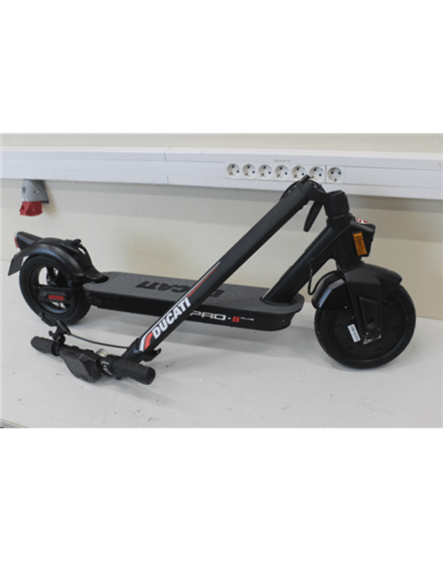 SALE OUT. Ducati Electric Scooter PRO-II PLUS, Black Ducati branded Electric Scooter PRO-II PLUS 350 W 10 6-25 km/h 6 month(s) Black